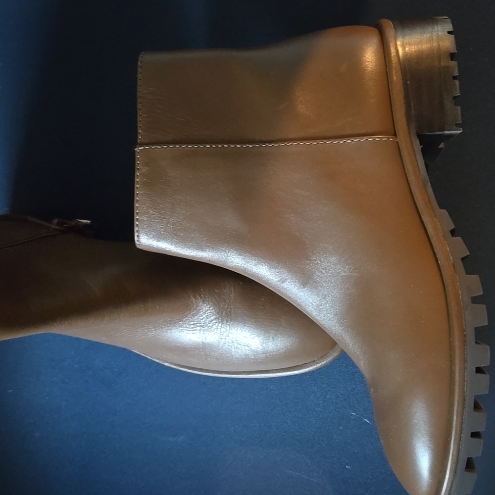 Stuart Weitzman Brown Leather Ankle Boots - Size 4 - Picture 11 of 13